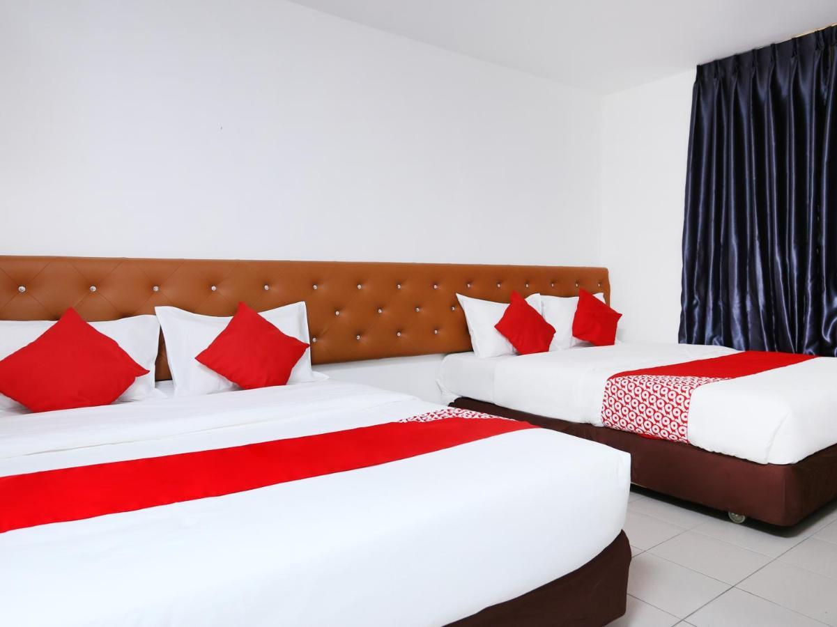 Oyo 89672 Eg Hotel Jj Τζόχορ Μπάχρου Εξωτερικό φωτογραφία