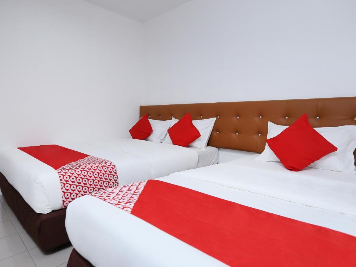Oyo 89672 Eg Hotel Jj Τζόχορ Μπάχρου Εξωτερικό φωτογραφία