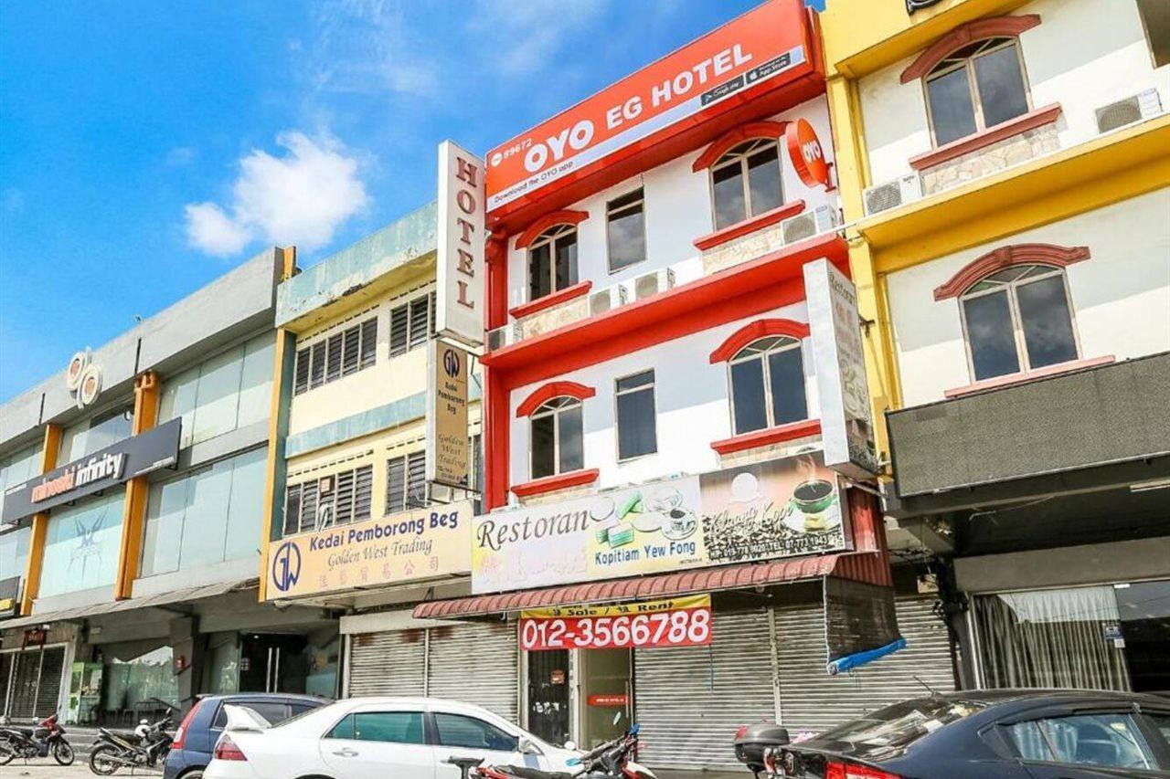 Oyo 89672 Eg Hotel Jj Τζόχορ Μπάχρου Εξωτερικό φωτογραφία